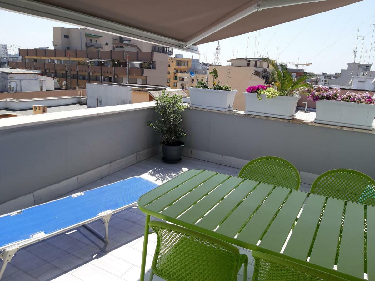 Attico Con Terrazza A Bari Διαμέρισμα Εξωτερικό φωτογραφία