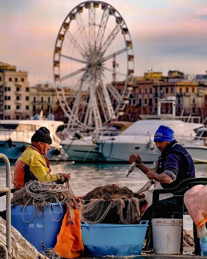 Attico Con Terrazza A Bari Διαμέρισμα Εξωτερικό φωτογραφία