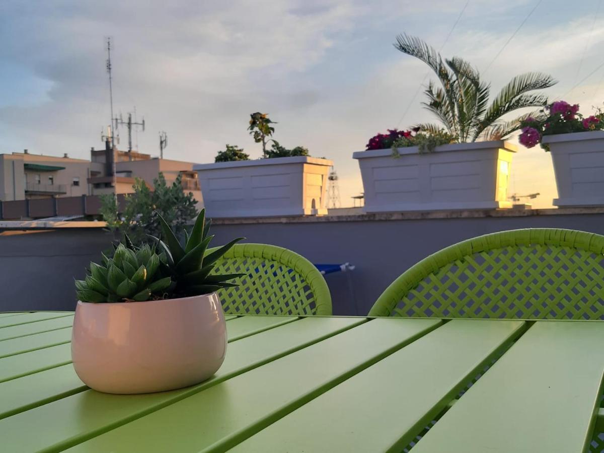 Attico Con Terrazza A Bari Διαμέρισμα Εξωτερικό φωτογραφία