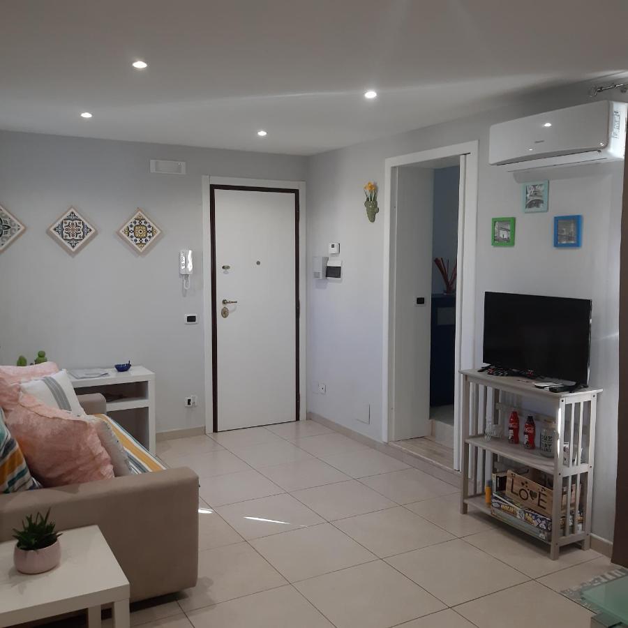 Attico Con Terrazza A Bari Διαμέρισμα Εξωτερικό φωτογραφία